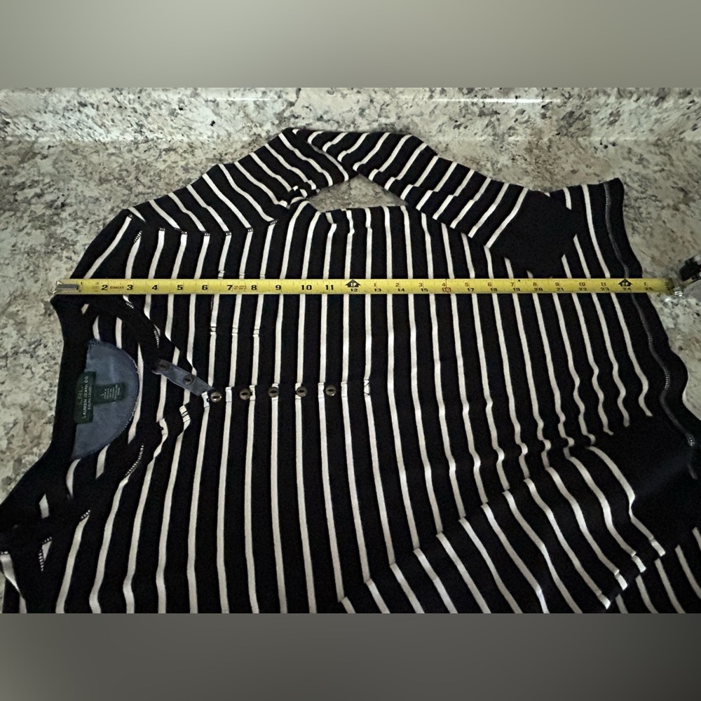 Lauren Ralph Lauren Women’s Black White Striped Pocket Long Sleeve Henley Size L - Picture 11 of 11